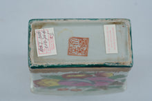 Load image into Gallery viewer, Chinese Famille Rose Porcelain Tea Caddy with Hand-Painted Fruit