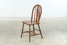 Load image into Gallery viewer, Traditional Windsor Bow Back Wood Dining Chair with Turned Spindles