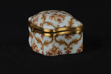 Load image into Gallery viewer, Georges Boyer Limoges Trinket Box