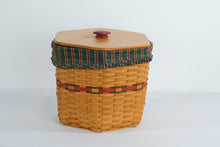 Load image into Gallery viewer, Longaberger Six-Sided Basket with Lid & Plastic Insert – Handwoven USA