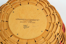Load image into Gallery viewer, Longaberger 1999 Christmas Collection Popcorn Basket with Liner Protector and Tie On