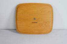 Load image into Gallery viewer, Longaberger Collectors Club 1998 Basket – Collectors Edition with Liner & Lid