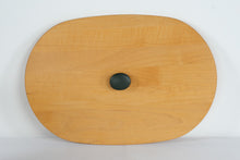 Load image into Gallery viewer, Longaberger Traditions Collection Generosity Basket with Lid, Liner & Protector (1999 Edition)