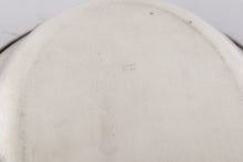 Load image into Gallery viewer, Lunt M-37 Oval Silver Bowl