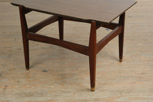 Load image into Gallery viewer, Mid-Century Modern Walnut Coffee Table