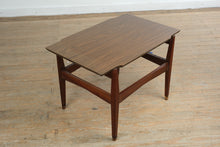 Load image into Gallery viewer, Mid-Century Modern Walnut Coffee Table