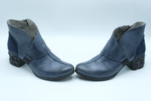 Load image into Gallery viewer, Maciejka Blue Leather Suede Ankle Boots Size 38 Floral Block Heel Poland