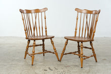 Load image into Gallery viewer, Set of 6 Vintage Taylor-Jamestown Solid Maple Windsor Dining Chairs