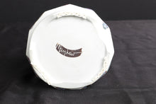 Load image into Gallery viewer, Mayhew Pottery Vessel