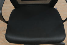 Load image into Gallery viewer, Ergonomic Mesh Executive Office Chair with Headrest Swivel Rolling Desk Chair