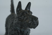 Load image into Gallery viewer, Vintage Scottish Terrier Figurine Black Scottie Dog Cast Metal Japan