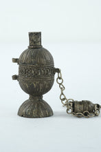 Load image into Gallery viewer, Hand Made Metal Kohl Container