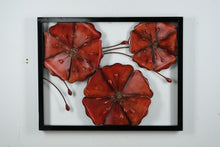 Load image into Gallery viewer, 3 Flower Metal Wall Décor