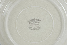 Load image into Gallery viewer, Mikasa Garden Club Day Dreams EC461 Dinner Plates Set of 8 Japan Vintage
