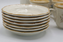 Load image into Gallery viewer, Mikasa Garden Club Day Dreams EC461 16 Piece Cups Saucers Set Japan