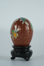Load image into Gallery viewer, Miniature Cloisonné Egg with White & Gold Lotus Flower – Hand-Enameled Floral Art on Stand