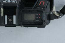 Load image into Gallery viewer, Minolta Maxxum 5000 AF 35mm Film Camera Promaster 28 105mm Lens 1800AF Flash Case
