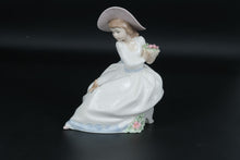 Load image into Gallery viewer, Nao by Lladro The Nightingales Song 1345 Porcelain Girl Bird Figurine Spain