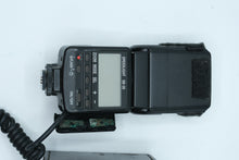 Load image into Gallery viewer, Nikon Speedlight SB 28 Flash Quantum Battery 1 Power Pack Vintage Camera Kit