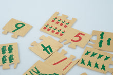 Load image into Gallery viewer, Creative Playthings Wooden Number Matching Puzzle