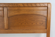 Load image into Gallery viewer, Solid Oak Queen and Full Size Adjustable Headboard