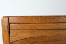 Load image into Gallery viewer, Solid Oak Queen and Full Size Adjustable Headboard