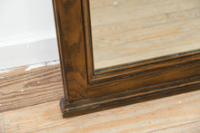 Load image into Gallery viewer, Traditional Carved Wood Wall Mirror Decorative Mantel Style Mirror 32x52