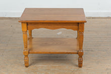Load image into Gallery viewer, Traditional Oak End Table with Lower Shelf and Turned Legs