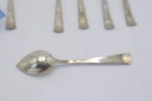 Load image into Gallery viewer, Oneida Sterling Silver Sugar Spoons Set of 8 Floral Pattern 184 Grams