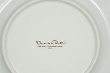 Load image into Gallery viewer, Oscar de la Renta Fleur Royale Fine Ivory China Dinnerware Set 42 Pieces Japan