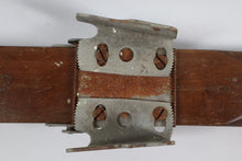Load image into Gallery viewer, Pair of Antique C.A. Lund - Record Skis
