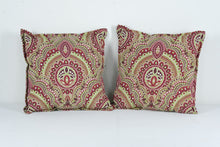 Load image into Gallery viewer, Pair of Outdoor Pillows - 16" Sq