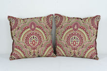 Load image into Gallery viewer, Pair of Outdoor Pillows - 16" Sq