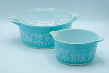 Load image into Gallery viewer, Pyrex Turquoise Amish Butterprint Cinderella Bowls – 475 & 475-B – 1 Qt & 2.5 Qt – Lid Included