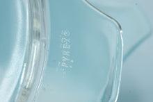 Load image into Gallery viewer, Pyrex Turquoise Amish Butterprint Cinderella Bowls – 475 & 475-B – 1 Qt & 2.5 Qt – Lid Included