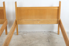 Load image into Gallery viewer, Pair of Twin Wood Bed Frames with Panel Headboards