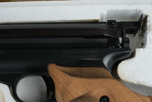 Load image into Gallery viewer, Feinwerkbau Model 65 .177 Cal (4.5mm) Target Air Pistol – Made in Germany – Original Box, Manual & Pellets – Unfired / Working