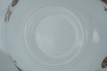 Load image into Gallery viewer, Pyrex Early American Cinderella Mixing Bowl Set 4 Piece Brown Gold 441 442 443 444