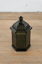 Load image into Gallery viewer, Biltmore Vanilla Cognac Candle – 19 oz Glass Jar with Lid