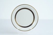 Load image into Gallery viewer, Royal Doulton Harlow H5034 Fine Bone China 49 Piece Dinnerware Set Service for 10