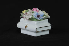 Load image into Gallery viewer, Royal Doulton Bone China Flowers