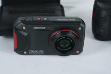 Load image into Gallery viewer, SeaLife DC2000 20MP Digital Underwater Camera – Complete in Box
