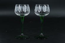 Load image into Gallery viewer, Set of 2 Luminarc France Wine Glasses – Etched Grape Design, Green Stem – 6.5” Tall