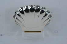 Load image into Gallery viewer, Vintage Summit Italy 18 10 Stainless Steel Seashell Serving Dish Two Tone