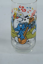 Load image into Gallery viewer, Vintage 1983 Smurfs Glasses (Set of 2) – Papa Smurf & Party Scene – Wallace Berrie
