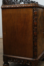 Load image into Gallery viewer, Reliquia de Familia Antique South American Buffet