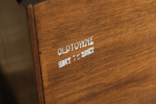 Load image into Gallery viewer, Statton Furniture Old Towne Finish Solid Wood Chest of Drawers