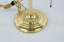 Load image into Gallery viewer, Vintage Brass Banker’s Desk Lamp with Green Glass Shade – Pull Chain Library Lamp – Classic Office Lighting