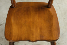 Load image into Gallery viewer, Tell City Solid Maple Dining Table and 6 Chair Set with Leaf