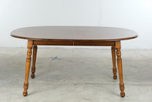 Load image into Gallery viewer, Tell City Solid Maple Dining Table and 6 Chair Set with Leaf